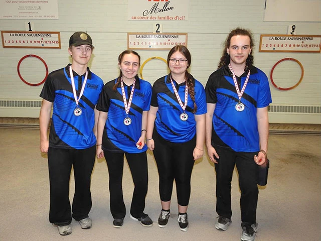 Les médaillés.es d'argent aux qualifications pétanque Canada